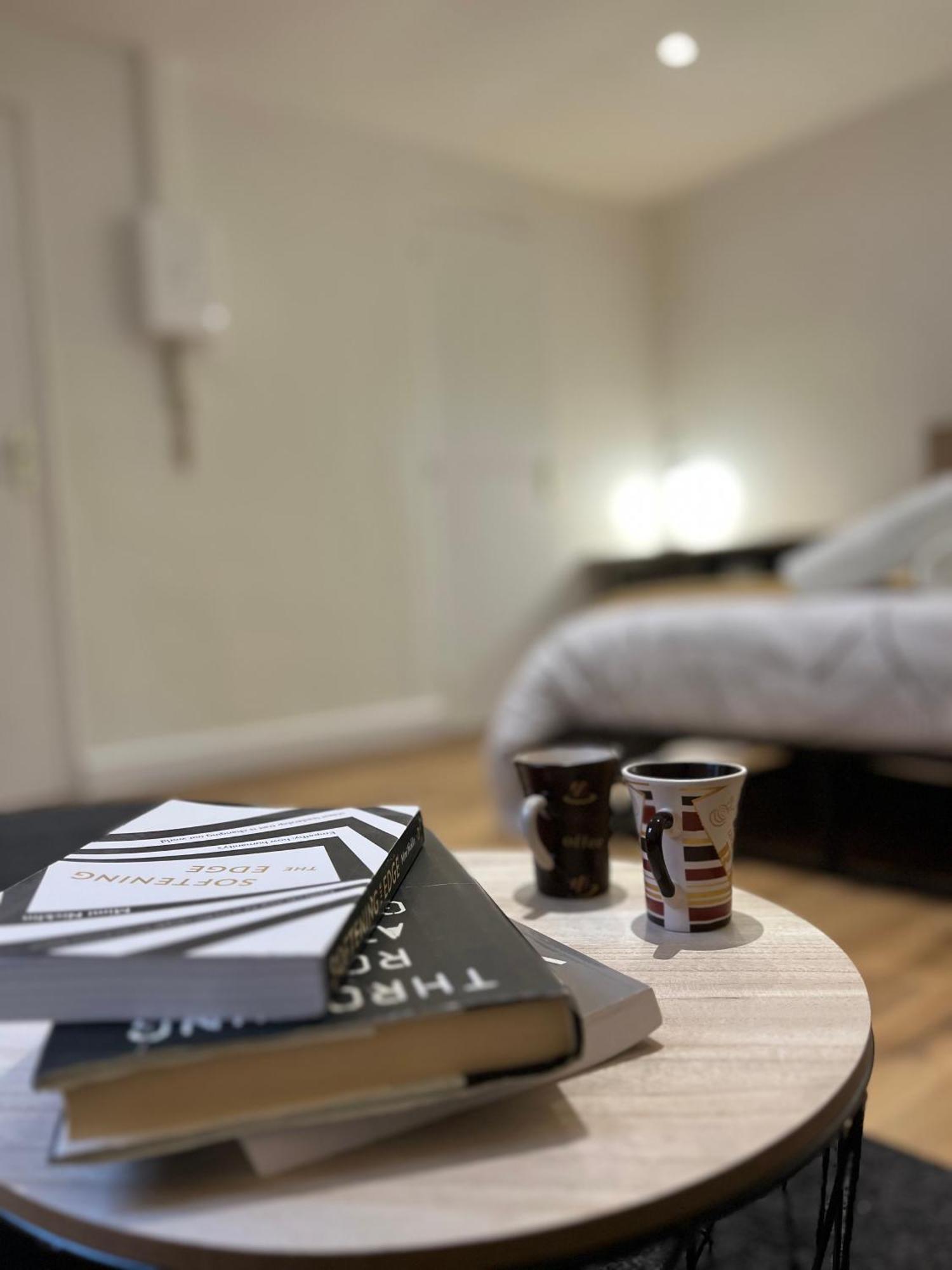 La Ruche Arrageoise - Parking Gratuit - Cozy - Grand Lit - Long Sejour Apartment Arras Exterior photo